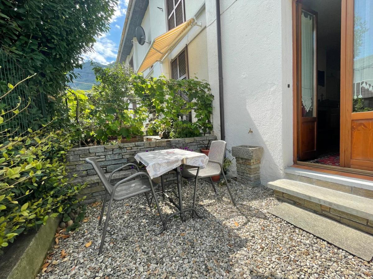 Terraced House With Garden In Dongo - Larihome A13 ภายนอก รูปภาพ